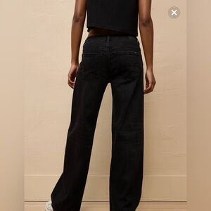 AE Dreamy Drape Stretch Low-Rise Baggy Wide-Leg Jean Size 4 Regular, 27W